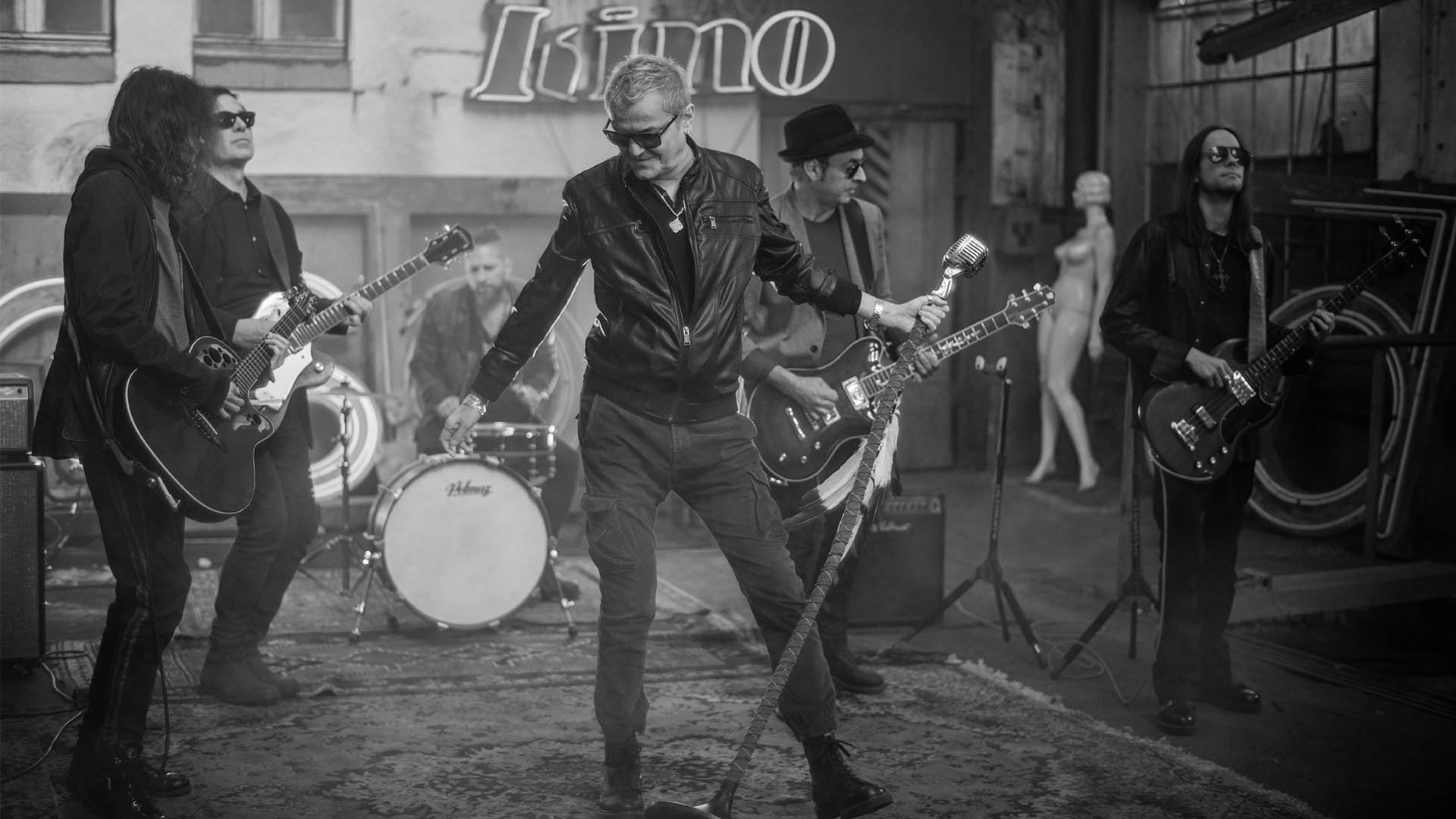 Wilki Oficjalna Strona Zespołu Biografia